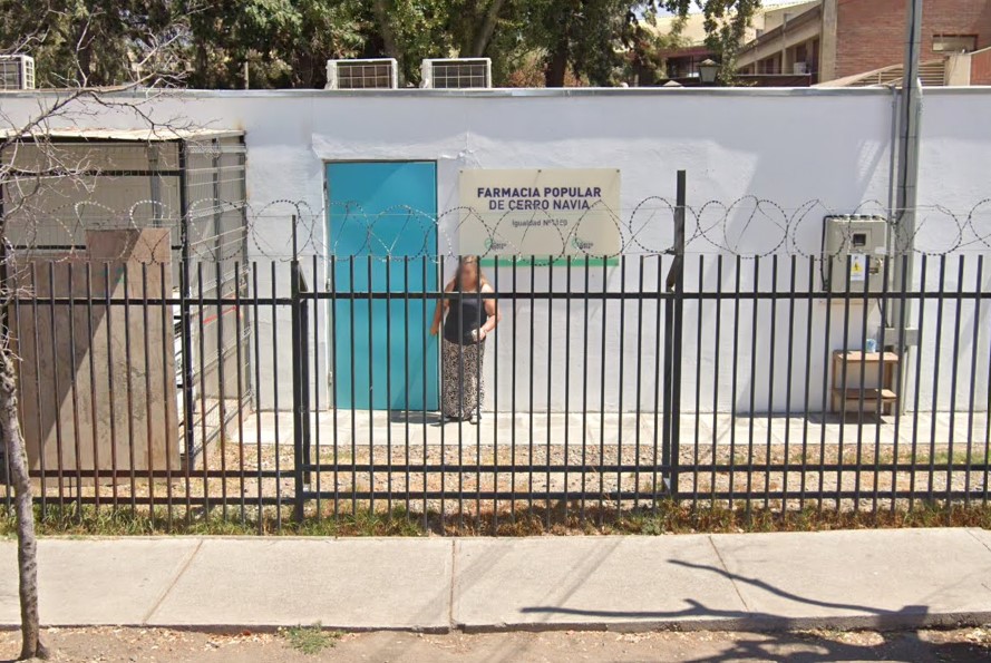 farmacia municipal cerro navia